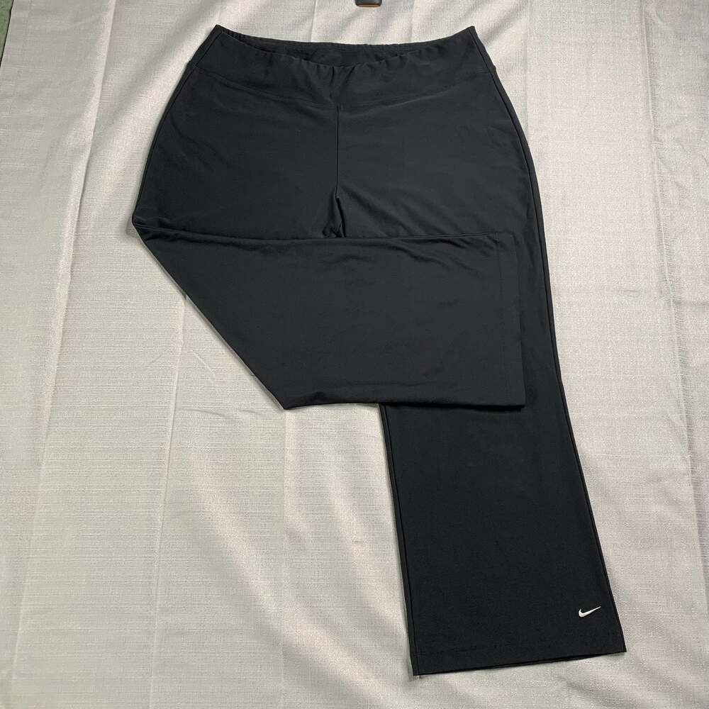 Nike Fit Dry Black Athletic Capri Leggings